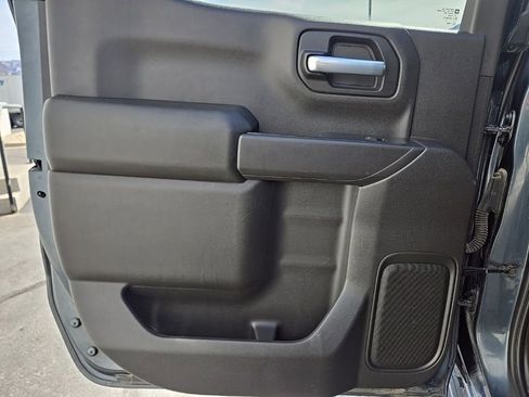 Used 2021 Chevrolet Silverado 1500 LT w/ Z71 Off-Road Package image 39