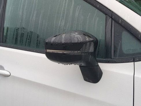 Used 2025 Chrysler Pacifica Limited image 12