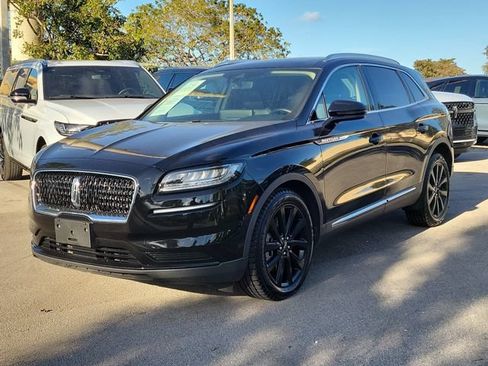 Certified 2023 Lincoln Nautilus Reserve w/ Monochromatic Package AWD/4WD image 3