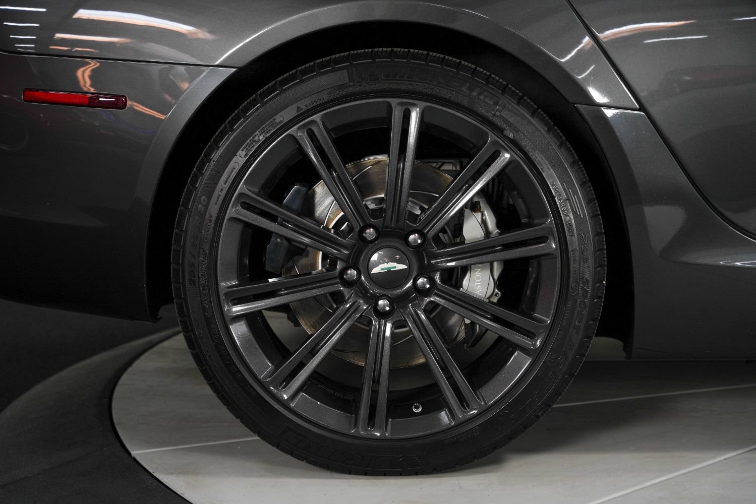 Used 2011 Aston Martin Rapide Luxe RWD image 22