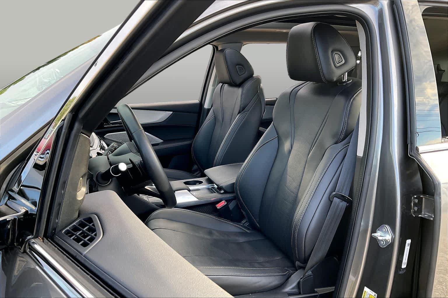 Used 2024 Acura MDX w/ Technology Package AWD/4WD image 8