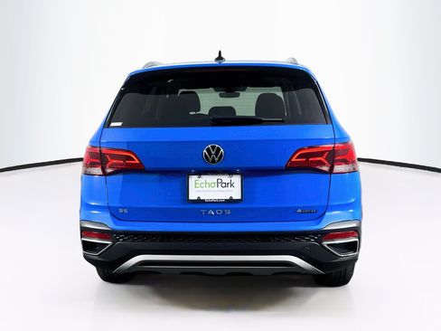 Used 2024 Volkswagen Taos SE AWD/4WD image 7