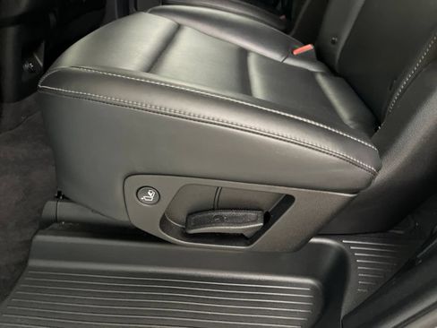 Used 2025 Kia Telluride S FWD image 54
