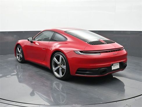 Used 2023 Porsche 911 Carrera T image 3