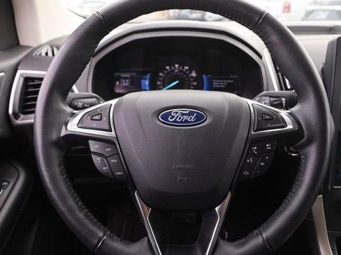 Certified 2024 Ford Edge SEL image 10