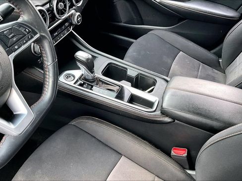Used 2021 Nissan Sentra SR w/ Trunk Package FWD image 15