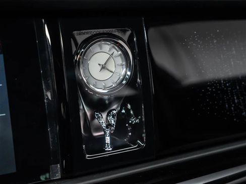 Used 2025 Rolls-Royce Ghost AWD/4WD image 34