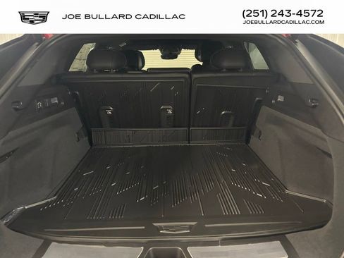 New 2026 Cadillac Lyriq Premium Luxury w/ LPO, Floor Liner Package image 21