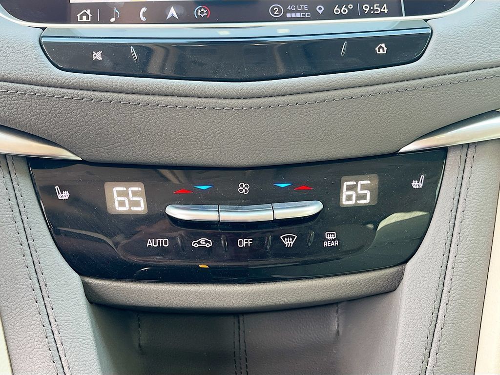 Used 2024 Cadillac XT5 Premium Luxury FWD image 21