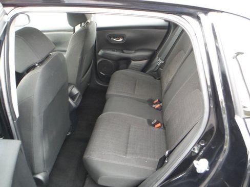 Used 2023 Honda HR-V LX image 27