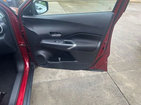 Used 2024 Nissan Kicks SV w/ Exterior Package FWD image 18