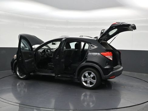 Used 2016 Honda HR-V LX image 33