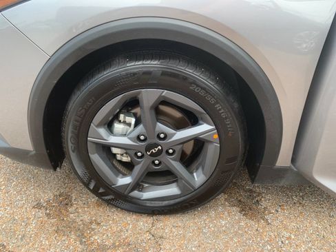 Used 2026 Kia K4 FWD image 33