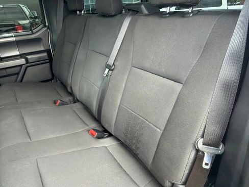 Used 2019 Ford F150 XLT w/ Equipment Group 302A Luxury AWD/4WD image 18