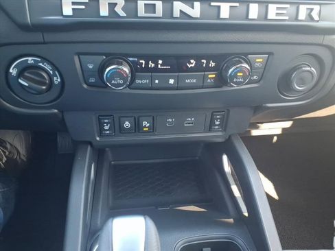 New 2026 Nissan Frontier SV w/ SV Convenience Package AWD/4WD image 18