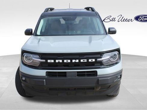 Used 2024 Ford Bronco Sport Outer Banks w/ Tech Package image 2