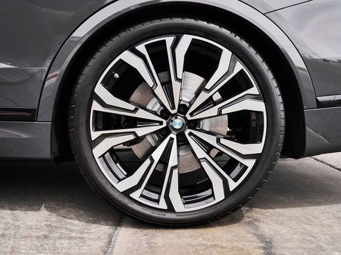 Used 2026 BMW X7 M60i AWD/4WD image 20