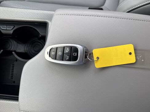 Certified 2025 Hyundai Palisade SEL AWD/4WD image 16