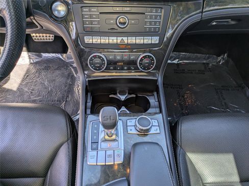 Used 2018 Mercedes-Benz SL 550 image 20