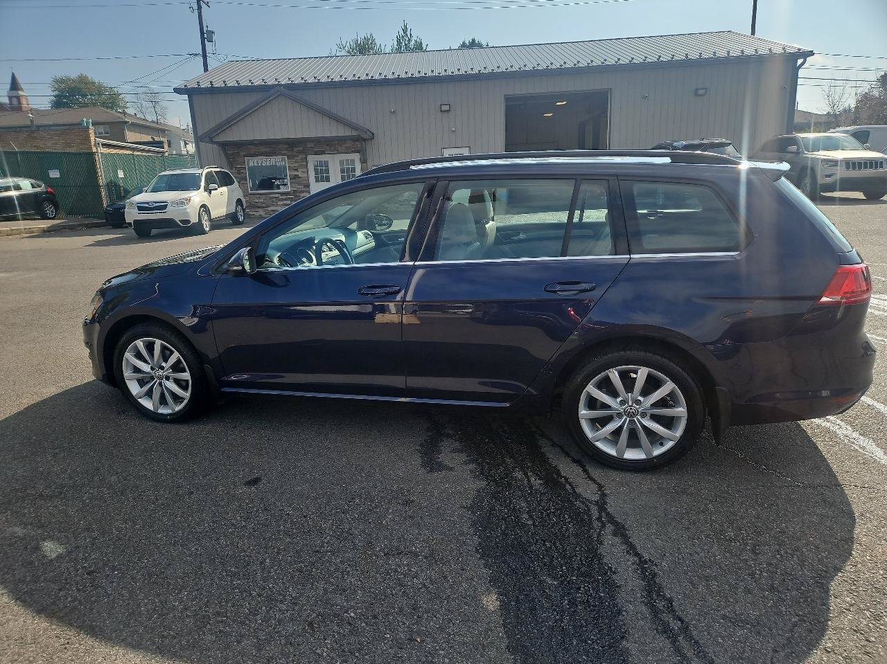 Used 2016 Volkswagen Golf S FWD image 6
