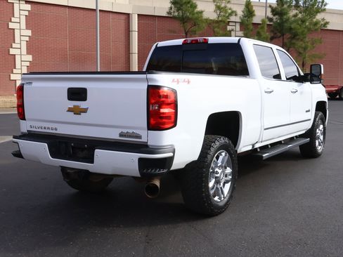 Used 2016 Chevrolet Silverado 2500 High Country w/ Duramax Plus Package image 32