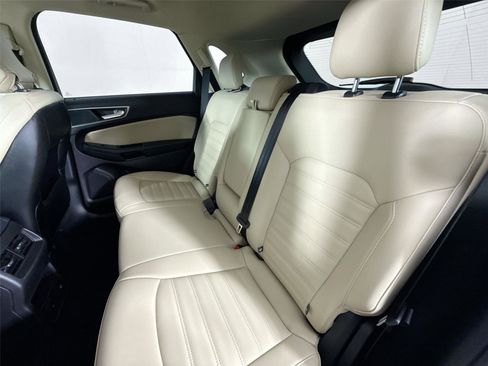 Used 2019 Ford Edge SEL w/ Equipment Group 201A image 26