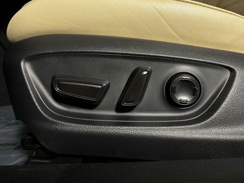 Certified 2020 Toyota Avalon Limited w/ Advanced Safety Package image 14