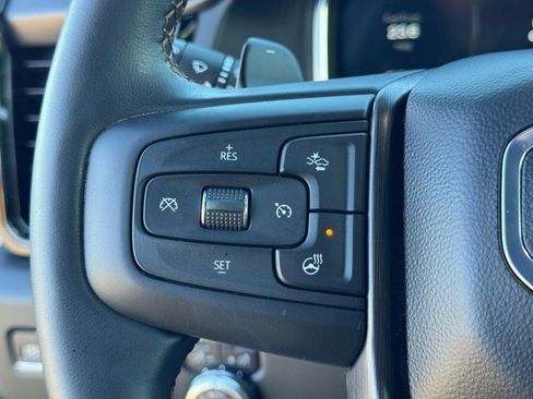 Used 2024 GMC Sierra 1500 AT4 w/ Technology Package image 19