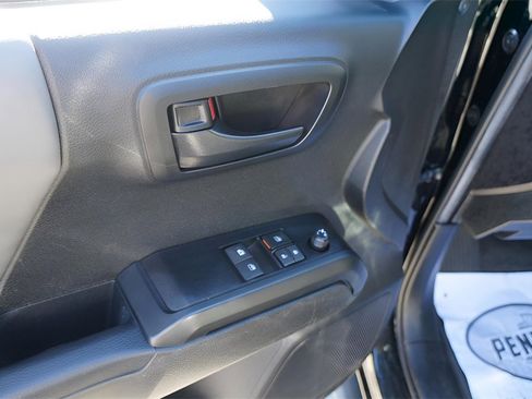 Used 2023 Toyota Tacoma SR w/ SR Convenience Package image 13