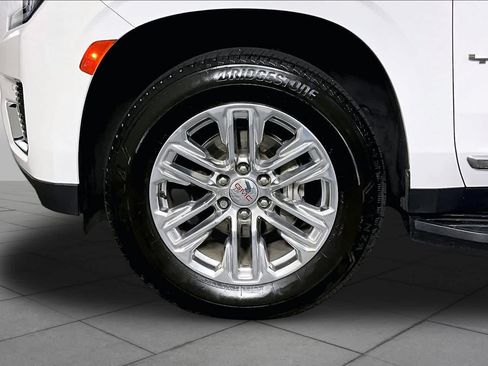 Used 2022 GMC Yukon SLT RWD image 11
