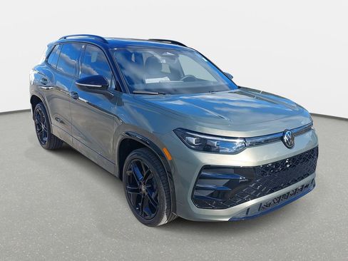 New 2026 Volkswagen Tiguan SE R-Line AWD/4WD image 3