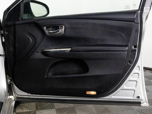 Used 2014 Toyota Avalon Limited image 42