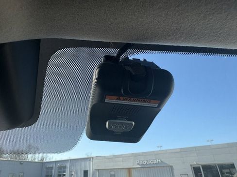 New 2026 Nissan Kicks SV w/ Charging Package AWD/4WD image 26