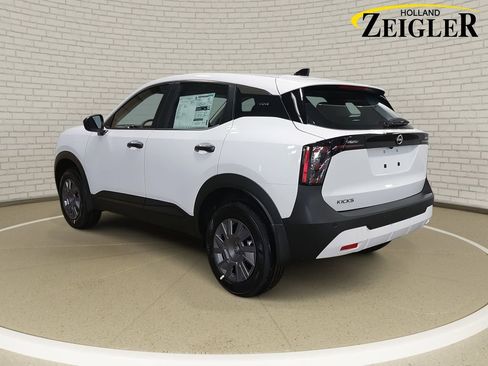 New 2026 Nissan Kicks S image 7