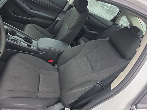 Used 2025 Honda Accord SE image 10