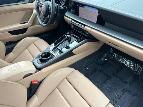 Used 2024 Porsche 911 Carrera 4S image 15