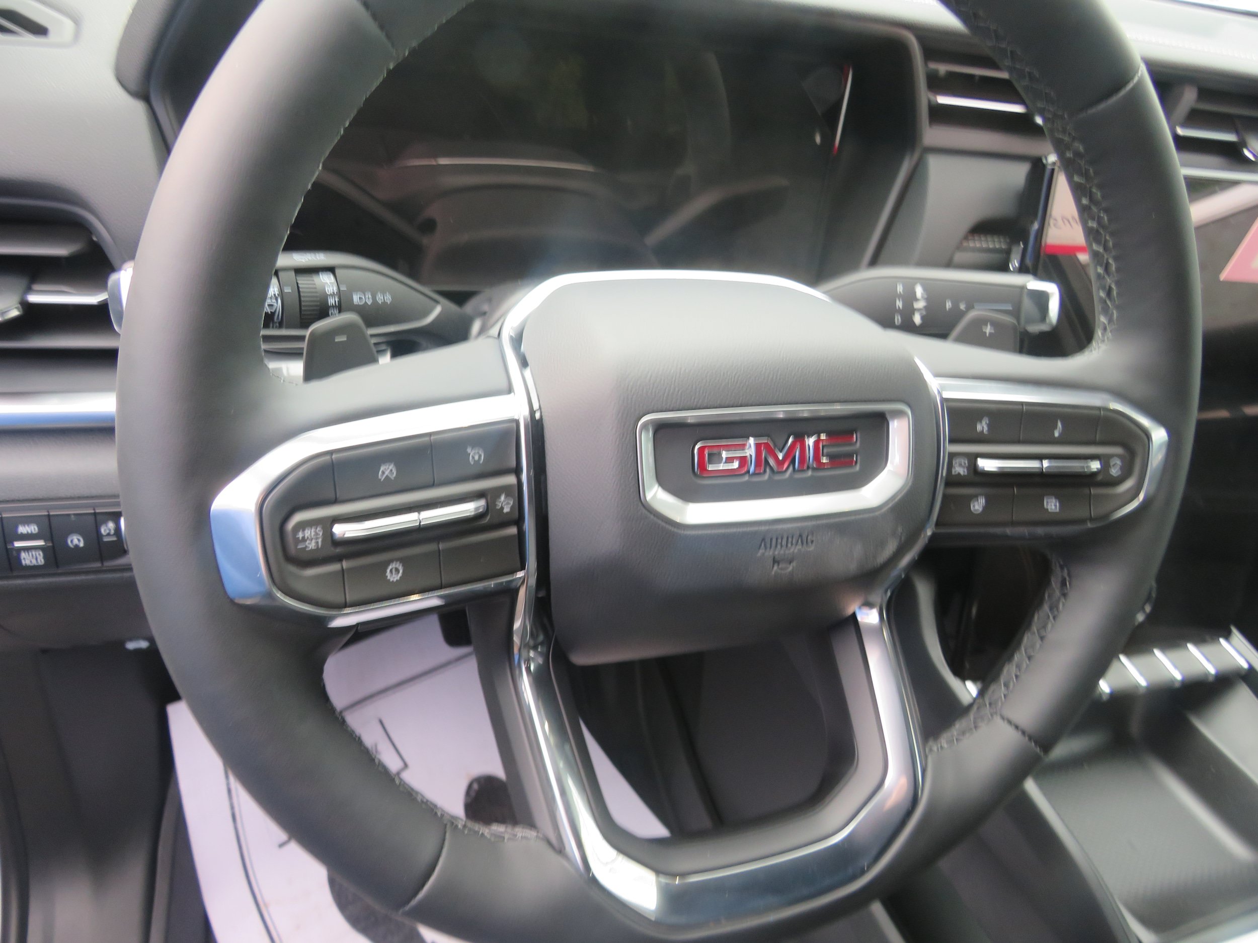 New 2027 GMC Terrain Elevation w/ LPO, Floor Liner Package AWD/4WD image 8