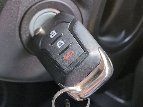 Used 2019 Ford F350 Lariat image 34