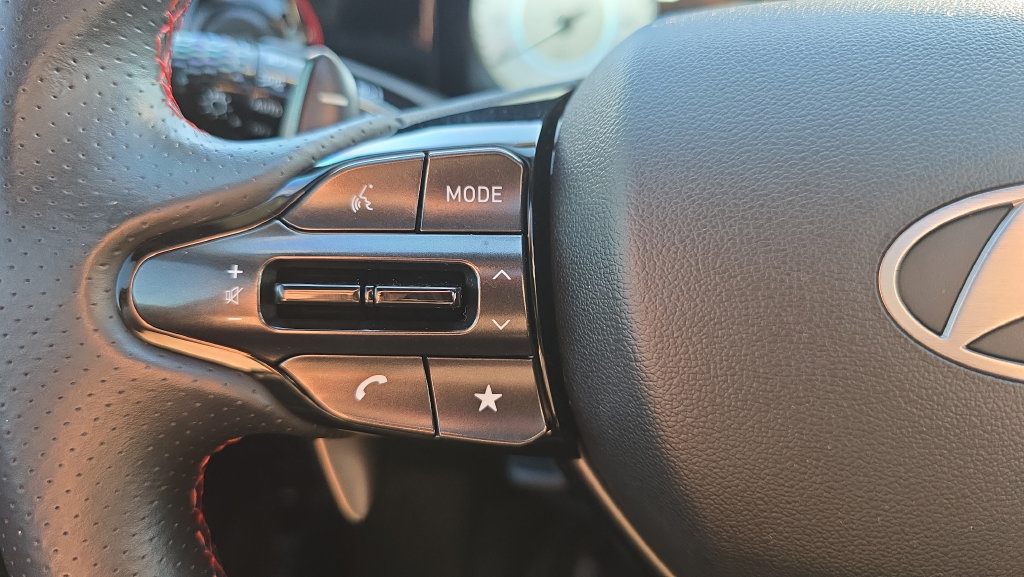 Certified 2025 Hyundai Elantra N Line FWD image 24