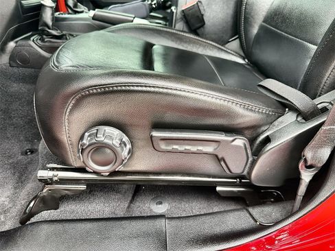 Used 2021 Jeep Wrangler Unlimited Sahara image 14