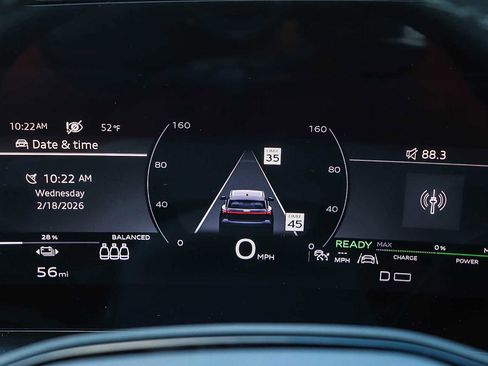 New 2025 Audi Q6 e-tron Premium Plus image 32