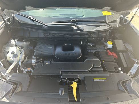 Used 2025 Nissan Murano SL AWD/4WD image 13
