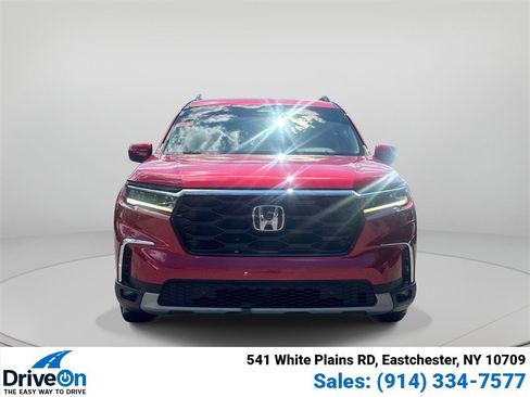 Used 2023 Honda Pilot Elite image 2