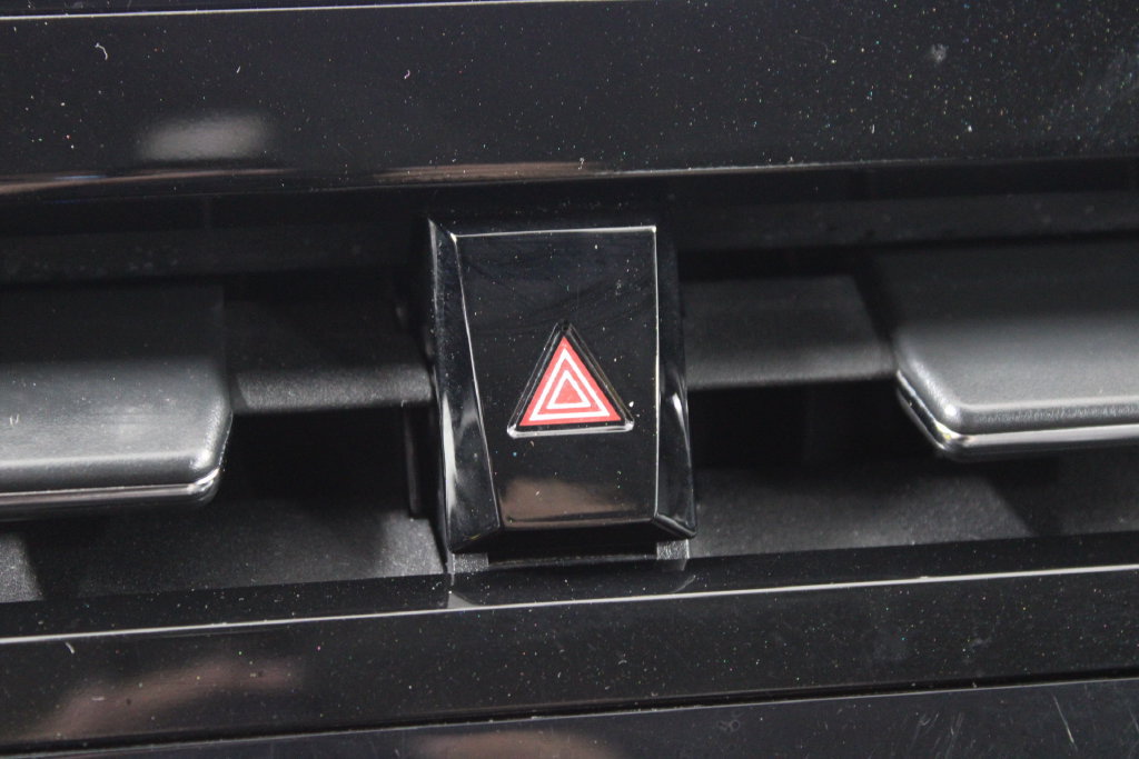 Used 2022 Toyota Camry LE FWD image 48