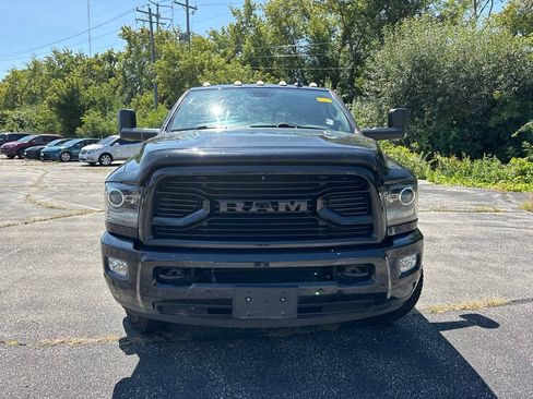Used 2018 RAM 3500 Laramie w/ Sport Appearance Group AWD/4WD image 2