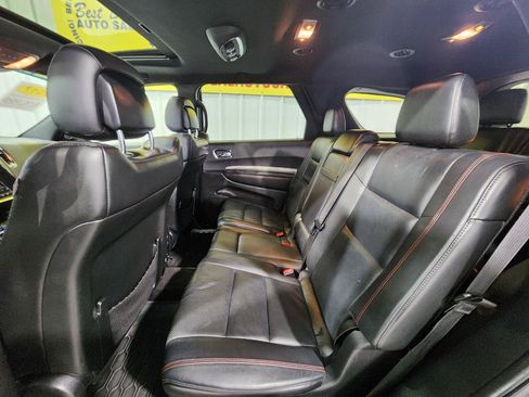 Used 2017 Dodge Durango R/T w/ Technology Group RWD image 32