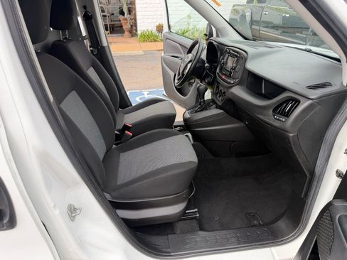 Used 2021 RAM ProMaster City Tradesman FWD image 15