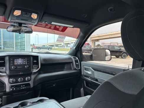 Used 2021 RAM 2500 Big Horn image 36