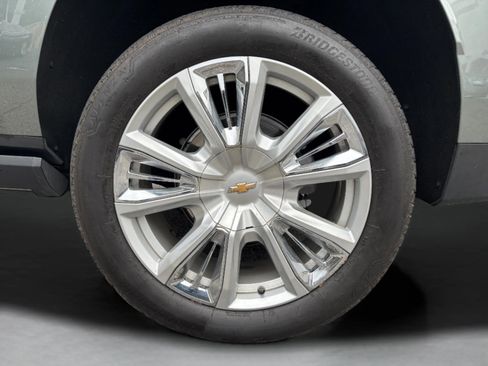 Used 2024 Chevrolet Suburban High Country w/ Max Trailering Package image 32