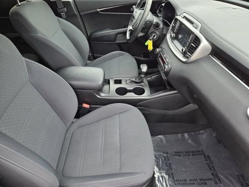 Used 2019 Kia Sorento FWD w/ LX Convenience Package image 13